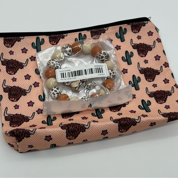 Highland Cow Zipper Pouch & Bag Charm  Keychain Gift Set New in Packaging - Picture 6 of 6